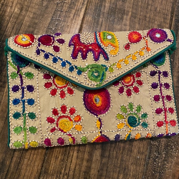 CLUTCH Summer Handbag Special Occasion Brunch Wedding Fun Unique Colorful - Picture 2 of 7